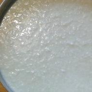 Secrets de plaisir simple - délicieux caillé de lait aigre