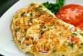 Ko'p pishirgichdagi omlet Redmond rmc multivarkdagi omlet