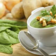 Supă cu piure de spanac: cum să gătești rețeta clasică de mâncare de legume congelate